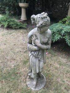 Garden statue. Garden tidy and clearance services